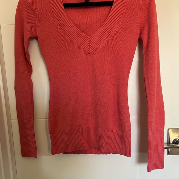 Express Small Sweater In Pink - Picture 5 of 6
